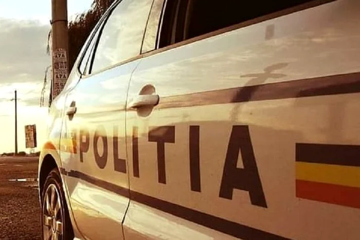 Terorist-oltean-oprit-n-for-de-poliiti-a-deschis-trei-butelii-i-a-ameninat-c-provoac-o-explozie-Vecinii-au-fost-evacuai