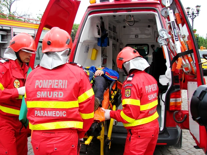 Un-elev-din-Galai-s-a-sinucis-aruncndu-se-de-pe-acoperiul-blocului-unde-locuia-A-lsat-bilete-de-adio-pentru-familia-sa