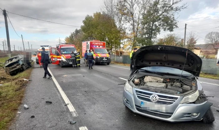 Accident-cu-apte-rnii-printre-care-trei-copii-i-o-gravid-n-Bistria-Nsud-A-fost-activat-Planul-Rou-de-Intervenie