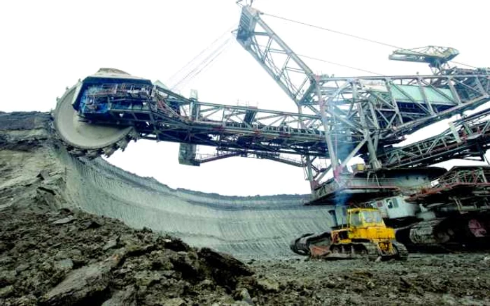 Accident-de-munc-la-Complexul-Energetic-Oltenia-Un-lctu-mecanic-de-34-de-ani-a-fost-rnit-grav-