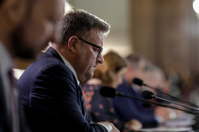 Bolo-si-liberalii-criticai-de-social-democrai-pentru-opoziia-la-legea-pensiilor-publice