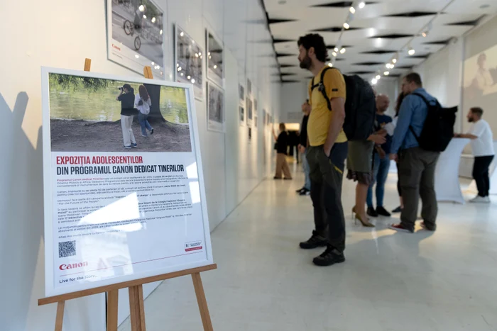 Canon-Romnia-susine-viitorul-artei-fotografice-prin-Programul-Canon-pentru-Tineri