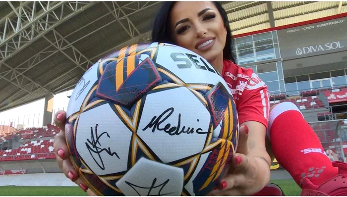 Minge-semnat-de-antrenorii-de-Liga-1-Licitaia-adun-bani-pentru-un-bieel-bolnav-de-cancer