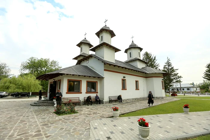 Mnstire-de-la-hotarul-Valahiei-cu-Moldova-reparat-La-rscrucea-de-la-Milcov-era-loc-de-crim-i-de-jafuri
