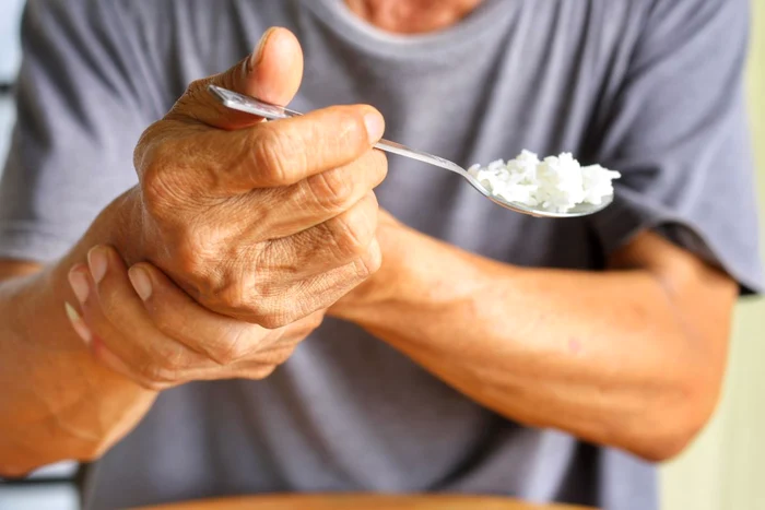 O-tehnologie-elveian-a-ajutat-un-pacient-cu-Parkinson-s-mearg-din-nou