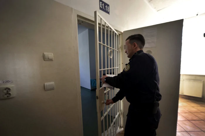 Poliist-local-criminal-n-arest-Florin-Liber-din-Arad-a-omort-un-vagabond-n-btaie-