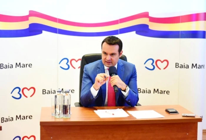Soacra-primarului-din-Baia-Mare-a-pus-banii-de-mit-ntr-o-cutie-de-prjituri-Soia-lui-Chereche-cercetat-n-acelai-dosar--STENOGRAME