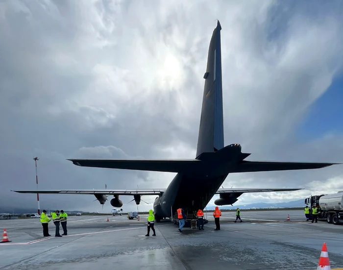 Aeroportul-Braov-cap-de-pod-aerian-pentru-militarii-francezi-de-la-Cincu-La-nceputul-lunii-iunie-2024-primim-aici-ntreaga-escadril-a-forei-Aigle