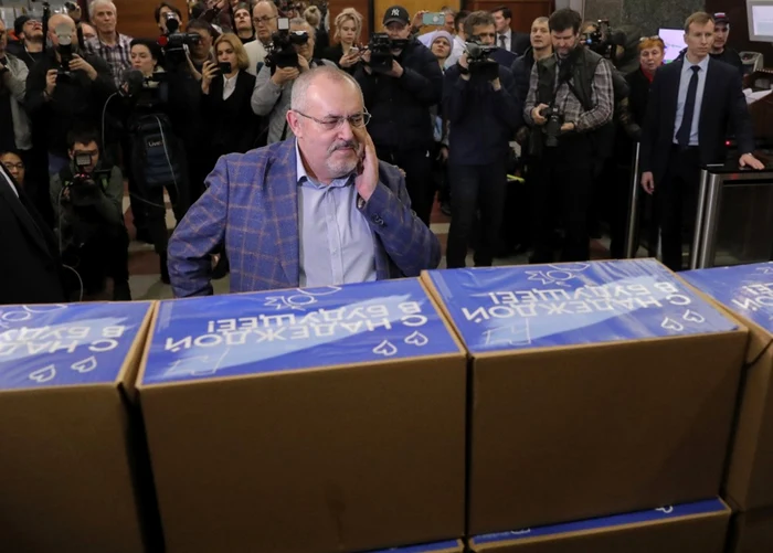 Alegeri-n-Rusia-Boris-Nadejdin-contestatar-al-invaziei-din-Ucraina-a-depus-dosarul-pentru-validarea-candidaturii-sale
