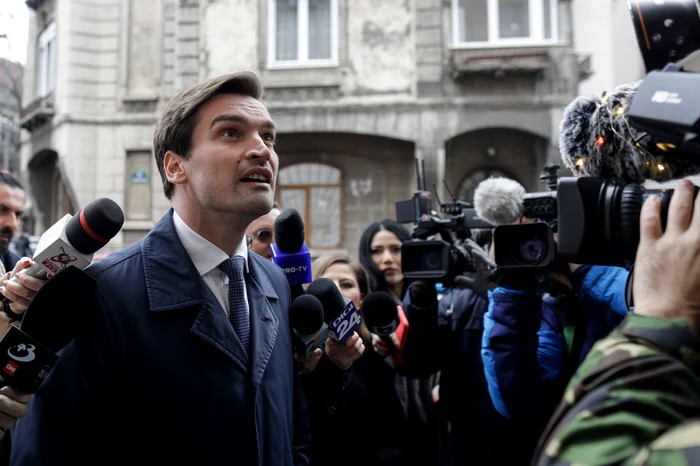 Andrei-Baciu-i-a-dat-demisia-de-la-efia-CNAS-Ce-politicieni-se-mai-aga-de-funcii-i-liste-n-urma-dosarului-DNA-privind-vaccinurile