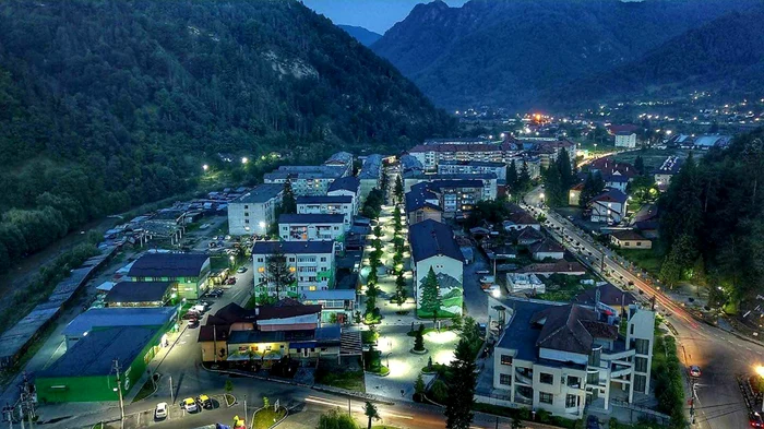 Anomalie-cazrile-pe-Valea-Lotrului-scumpe-mai-departe-de-prtiile-Transalpina-dect-n-apropierea-lor