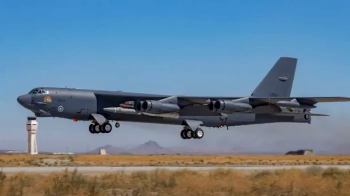 Arma-hipersonic-secret-a-Americii-pe-cale-s-uimeasc-Pacificul