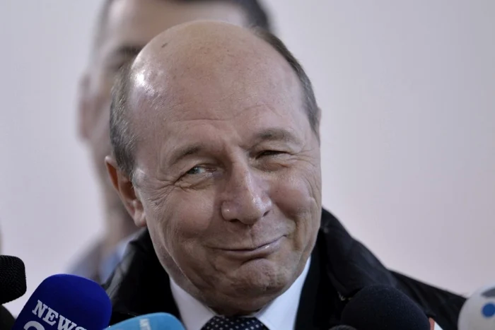 Bsescu-despre-jocurile-din-spatele-candidaturilor-la-PMB-Piedone-nu-se-va-retrage-E-n-nelegere-cu-Ciolacu