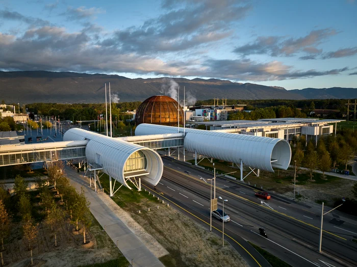 CERN-i-propune-s-construiasc-o-nou-mainrie-n-valoare-de-20-de-miliarde-de-euro-pentru-a-dezvlui-secretele-universului