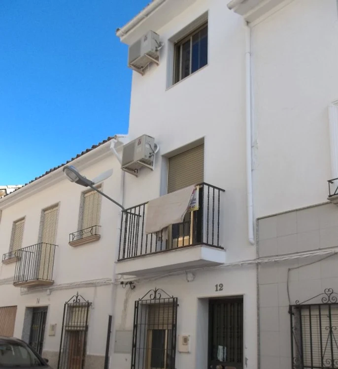 Casele-mari-din-Spania-mai-ieftine-dect-apartamentele-cu-dou-camere-la-Bucureti