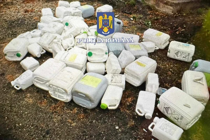 Ce-au-gsit-poliitii-n-curtea-unui-brbat-din-vestul-rii-Pericolul-era-maxim-FOTO-