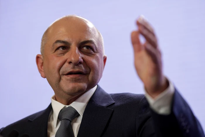 Ce-i-a-transmis-Crstoiu-lui-Rare-Bogdan-dup-ce-europarlamentarul-a-fost-ironic-la-adresa-medicului