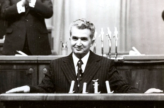 Ce-spunea-directorul-CIA-despre-Ceauescu-n-1985-Va-mai-conduce-Romnia-cel-puin-doi-trei-ani