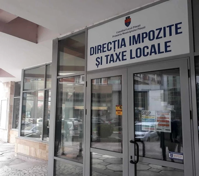 Cel-mai-grbit-romn-a-pltit-impozitele-n-minutul-3-al-anului-2024-Mai-sunt-cteva-zile-cu-reducere-de-10-a-drilor-locale