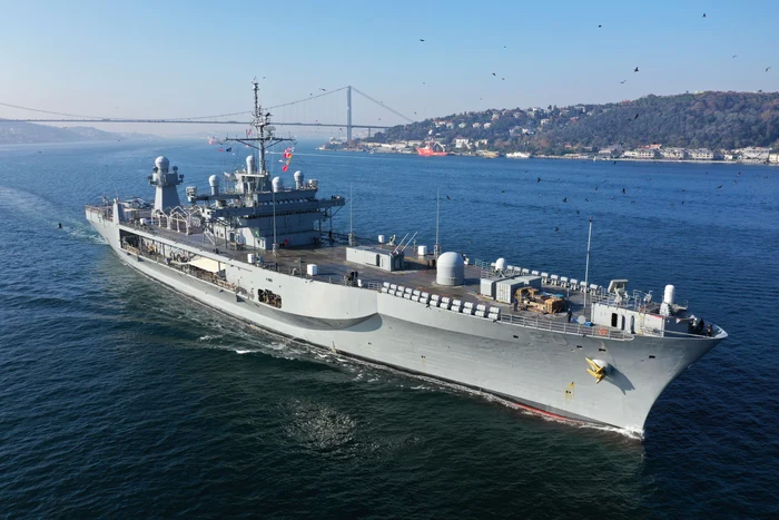 China-este-n-alert-dup-ce-o-nav-militar-american-i-una-canadian-au-traversat-strmtoarea-Taiwan
