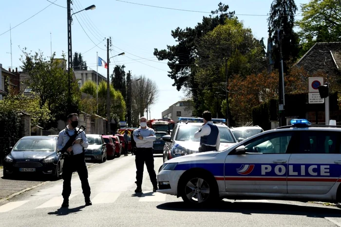 Cinci-cadavre-au-fost-gsite-ntr-un-apartament-dintr-o-suburbie-parizian
