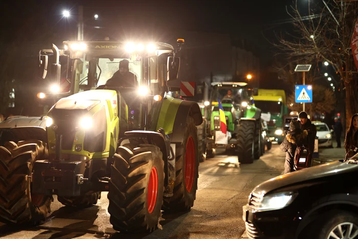 Circulaie-cu-restricii-n-dou-judee-din-cauza-protestelor-transportatorilor-i-fermierilor
