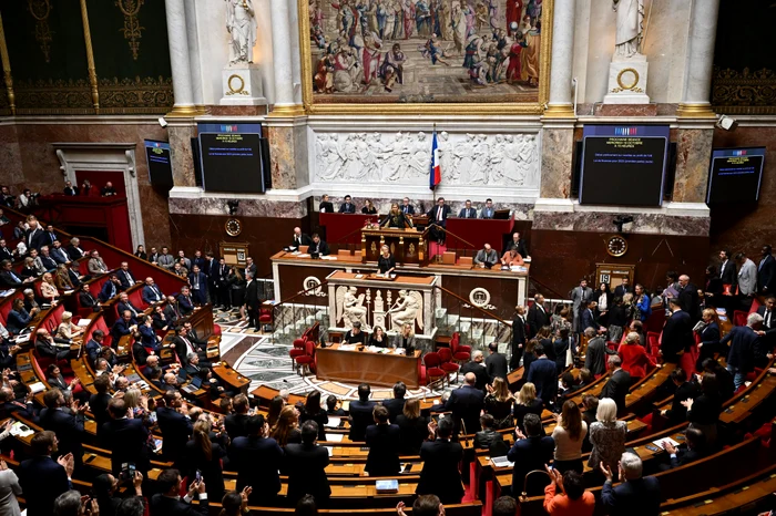 Clasa-politic-din-Frana-divizat-n-jurul-unui-mar-antisemit-care-va-avea-loc-la-Paris
