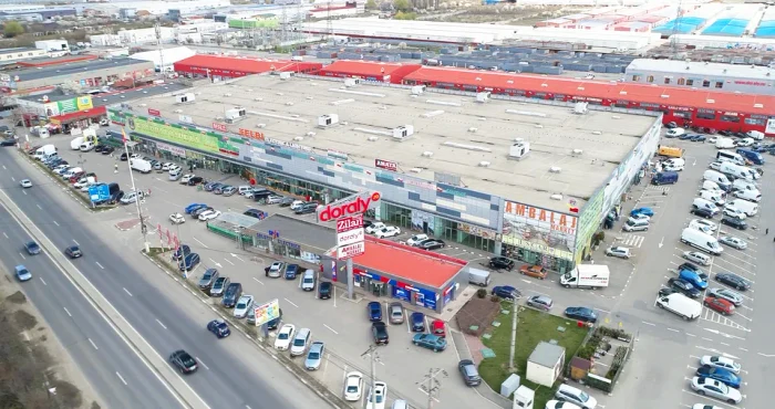 Complexul-comercial-Doraly-vndut-unei-mari-companii-strine