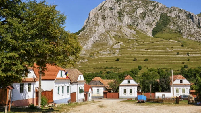 Comuna-din-Transilvania-desemnat-destinaie-turistic-n-2024-Este-vizitat-anual-de-peste-100000-de-oameni