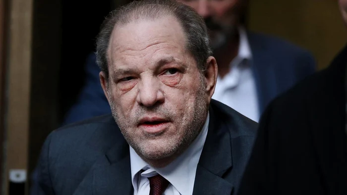 Condamnarea-la-23-de-ani-de-nchisoare-pentru-viol-a-productorului-de-film-Harvey-Weinstein-a-fost-anulat