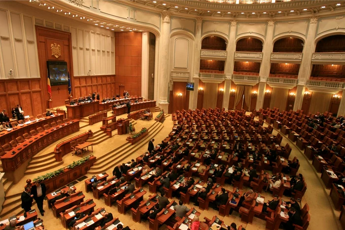 Continu-dezbaterile-din-comisii-pentru-bugetul-pe-2024