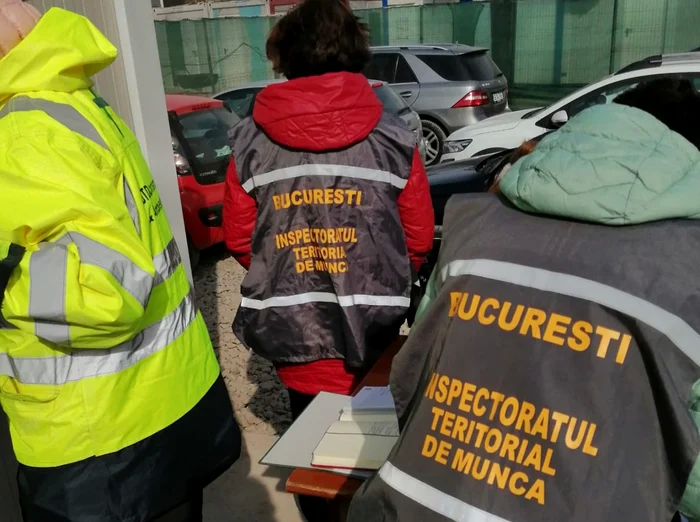 Controale-fulger-n-Centrul-vechi-al-Capitalei-n-sli-de-jocuri-i-restaurante-Amenzi-de-241500-de-lei-pentru-munc-la-negru