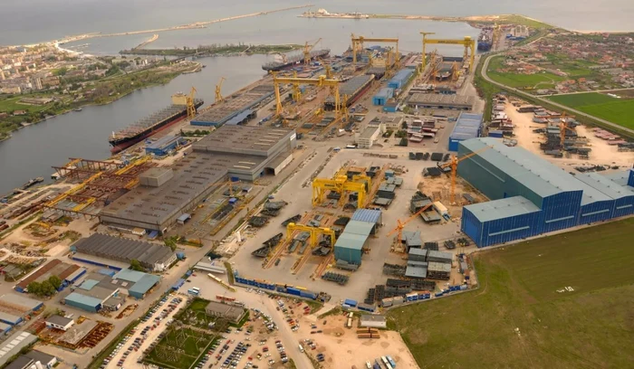 Criza-de-la-antierul-Naval-Mangalia-n-curtea-cui-a-ajuns-pisica-moart
