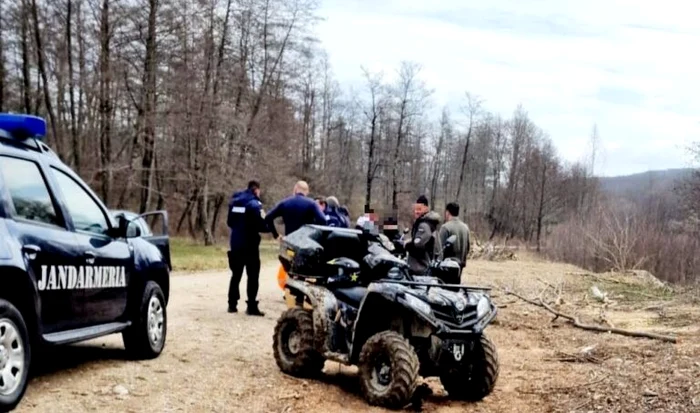 Cu-ATV-urile-n-pdure-Indivizi-prini-pe-Valea-Dmboviei-Care-este-amenda