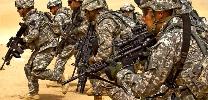 Cum-a-fost-nelat-Armata-SUA-cu-peste-100-de-milioane-de-dolari-Femeia-care-a-pus-la-cale-frauda-este-acuzat-acum-c-primete-pensie-de-lux