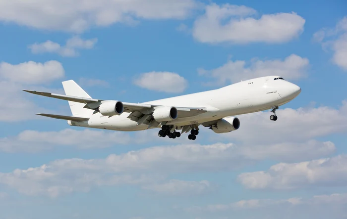 Cum-arat-interiorul-celui-mai-mare-i-mai-luxos-avion-privat-din-lume-Cu-preul-unui-singur-bilet-i-poi-cumpra-mai-multe-case-n-Romnia