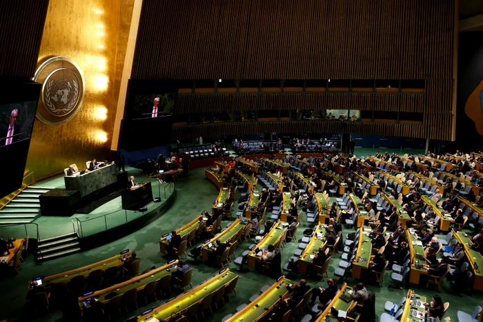 De-ce-s-a-abinut-Romnia-de-la-votul-rezoluiei-ONU-privind-rzboiul-Israel-Hamas--ANALIZ