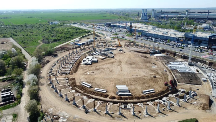 Dmbovia-Arena-al-doilea-stadion-de-fotbal-din-Trgovite-prinde-contur-Ar-fi-un-suflu-nou-n-viaa-sportiv