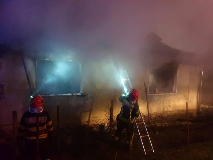 Doi-copii-de-9-i-12-ani-au-murit-ntr-un-incendiu-n-judeul-Slaj-Aveau-arsuri-pe-80-din-suprafaa-corpului