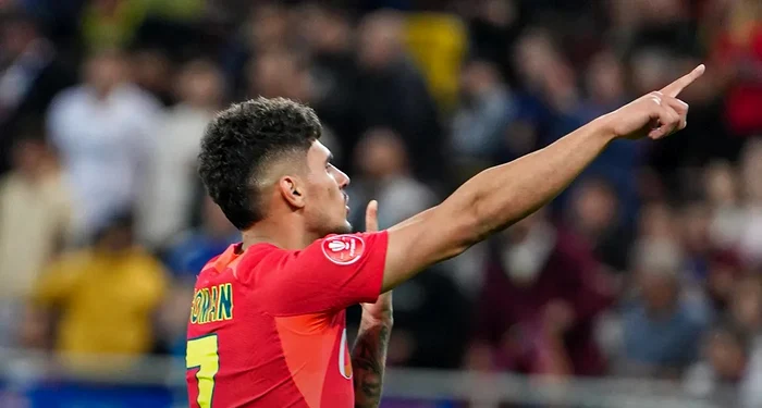 FCSB-a-ctigat-cu-Universitatea-Craiova-2-0-i-a-fcut-un-nou-pas-ctre-titlu-n-Superlig