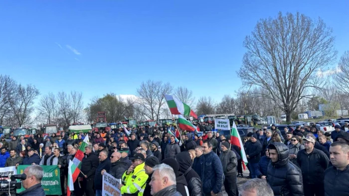Fermierii-bulgari-au-protestat-n-faa-guvernului-i-au-blocat-dou-bulevarde-n-capital
