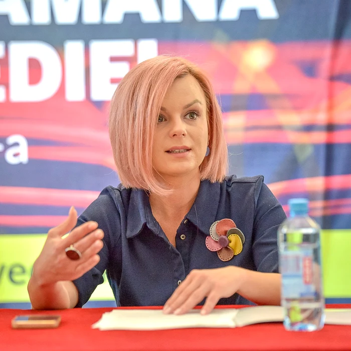 Flavia-Boghiu-viceprimar-USR-al-municipiului-Braov-urmrit-penal-de-DNA-pentru-abuz-n-serviciu-Reacia-partidului