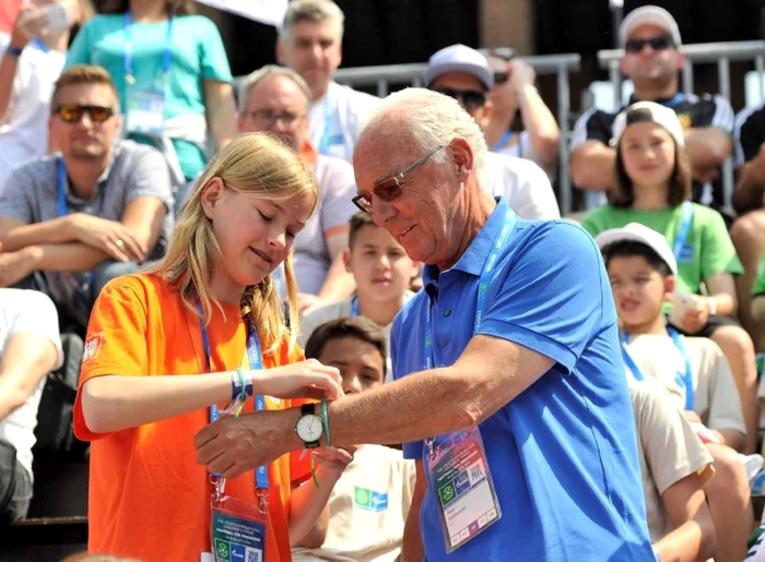 Franz-Beckenbauer-a-ncetat-din-via-la-vrsta-de-78-de-ani-Der-Kaiser-a-fost-juctorul-care-a-revoluionat-fotbalul