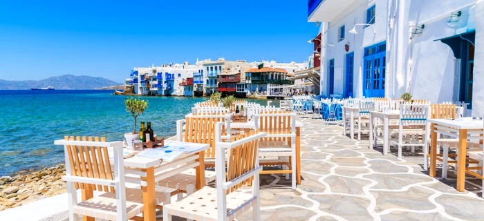 Grecia-impune-amenzi-uriae-pentru-localurile-care-nu-difuzeaz-muzic-greceasc-O-surpriz-neplcut