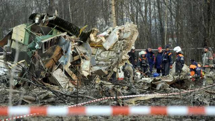 Guvernul-Tusk-oprete-ancheta-accidentului-aviatic-de-la-Smolensk-n-care-a-murit-fostul-preedinte-Lech-Kaczynski-Este-sfritul-minciunilor