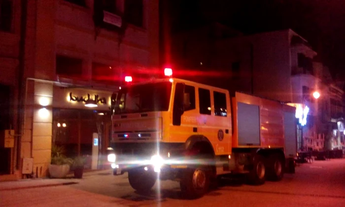 Incendiu-ntr-un-bloc-din-Constana-Peste-40-de-persoane-s-au-autoevacuat