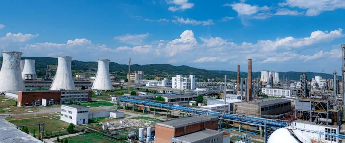 Investiie-de-o-sut-de-milioane-de-euro-n-industria-chimic-Ce-fabric-i-face-Chimcomplex-