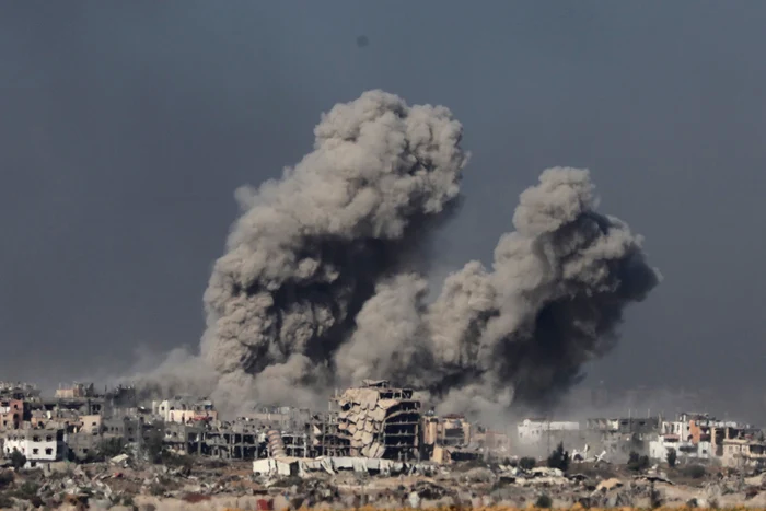 Israelul-a-dus-valize-pline-cu-bani-n-Gaza-pentru-a-menine-Hamas-la-putere