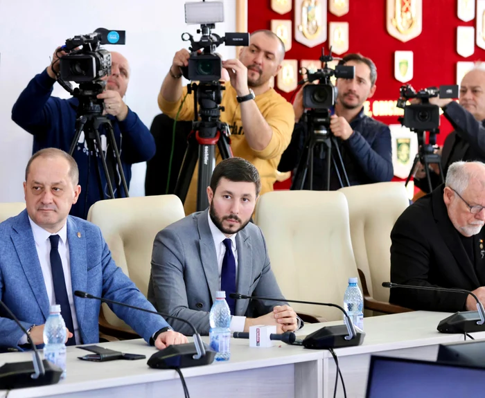 Iulian-Badea-deputat-Politica-Extern-a-Romniei-este-una-favorabil-Dezvluirea-unui-deputat-de-la-vrful-forului-legislativ-suprem-P