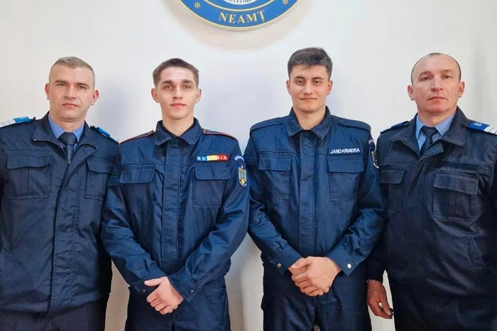 Jandarmi-din-tat-n-fiu-deapn-amintiri-de-Ziua-Jandarmeriei-mbrca-uniforma-printelui-de-mic-
